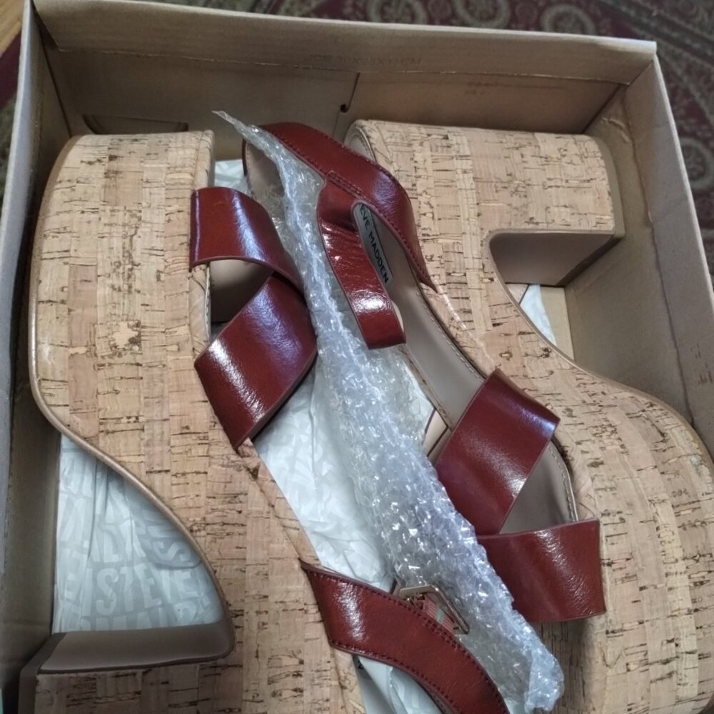 Steve Madden Brava Platform Sandal Red Suede w/Cork Size 11M - Picture 6 of 8